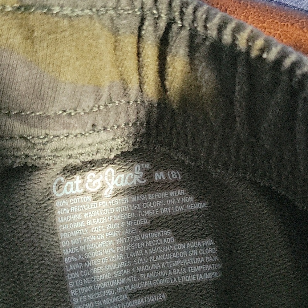 8 Pairs Of Boys Shorts - Picture 15 of 16